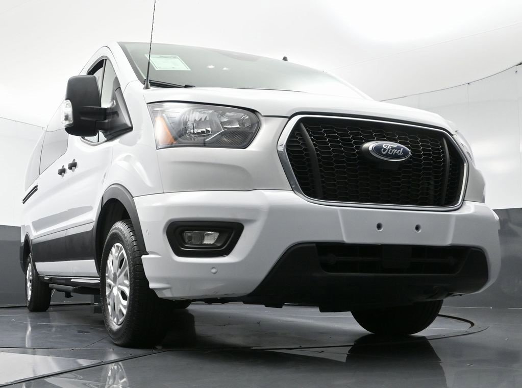 Used 2023 Ford Transit 350 XLT image 39