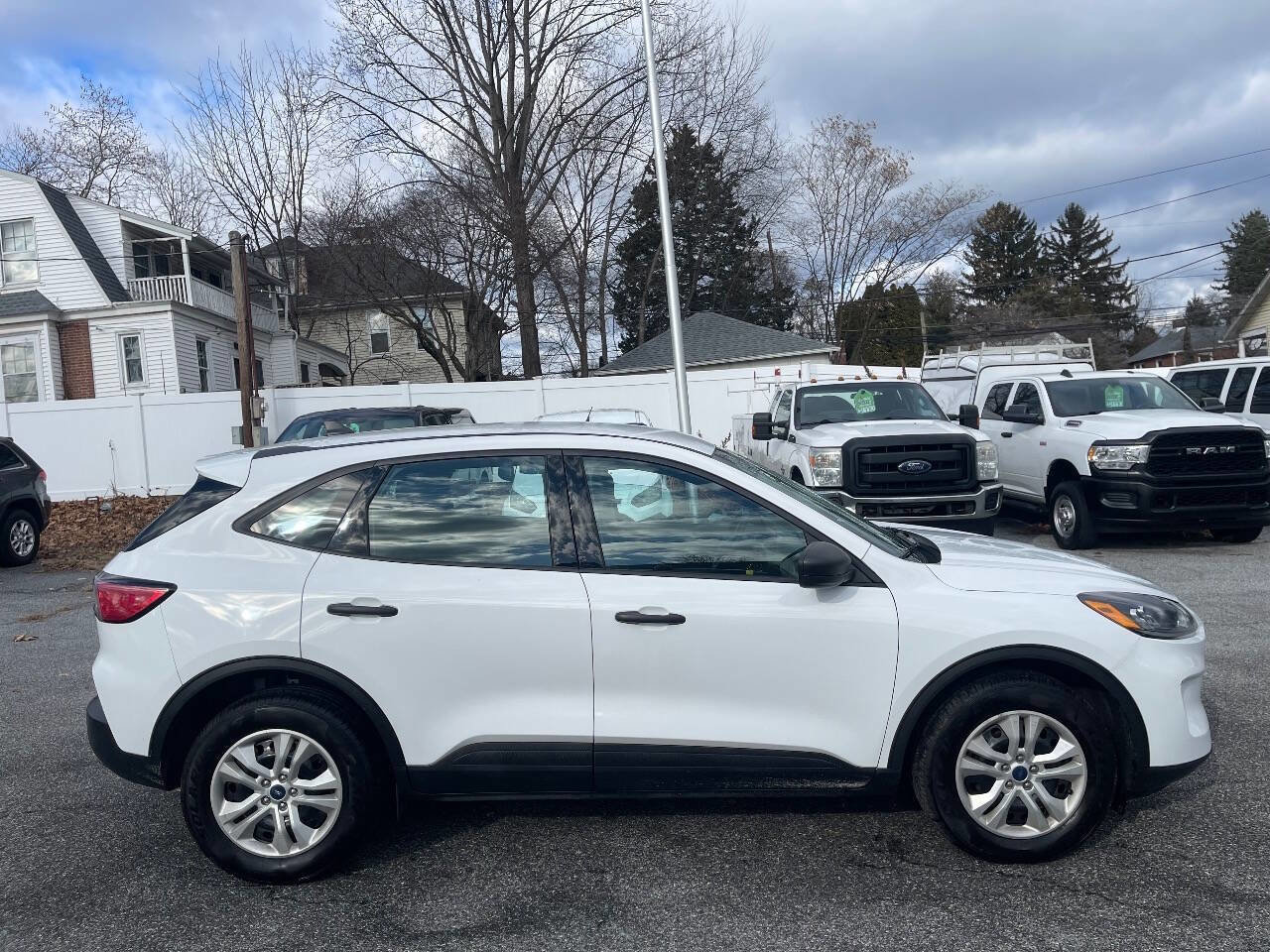 Used 2022 Ford Escape S image 7