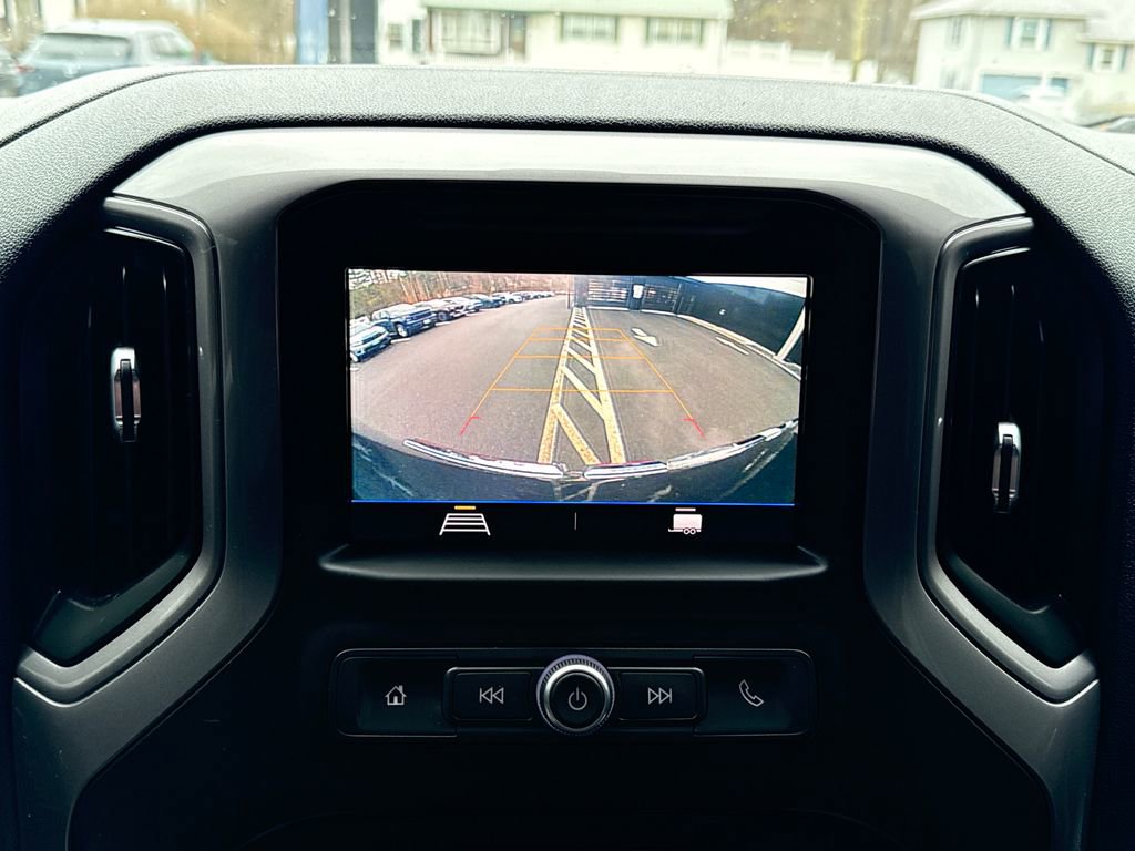 Used 2020 GMC Sierra 1500 4x4 Crew Cab w/ Sierra Value Package image 12