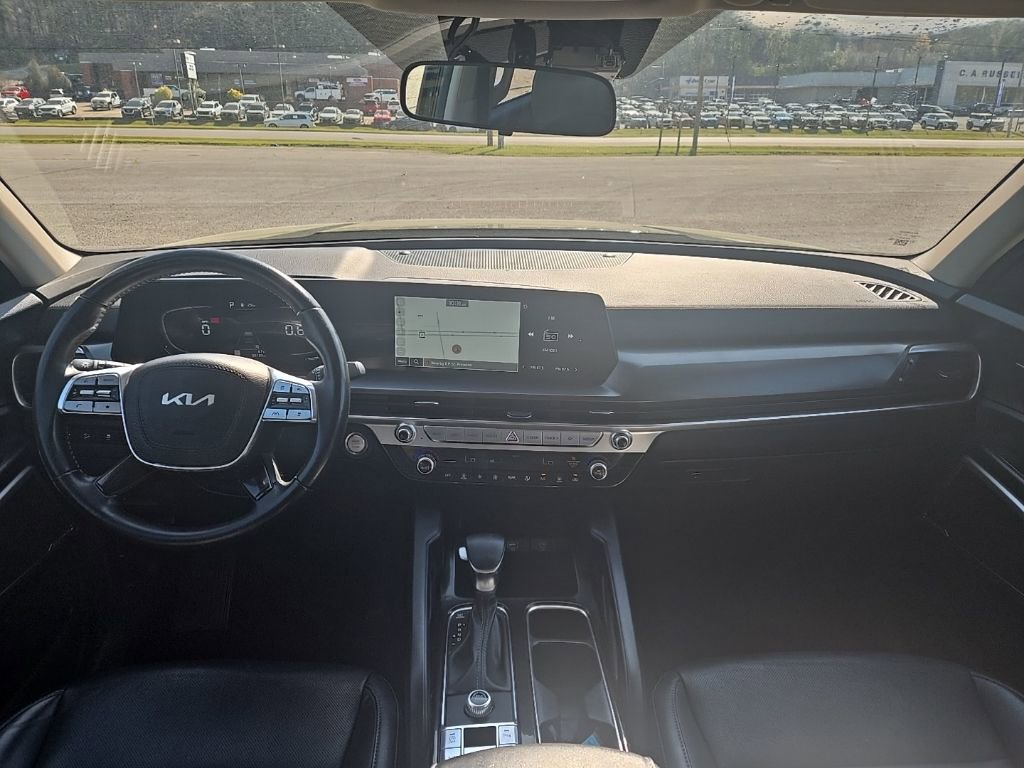 Used 2023 Kia Telluride LX image 3