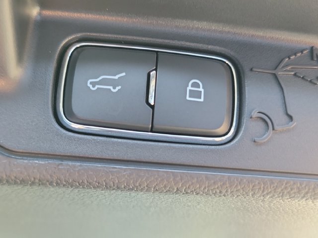 New 2026 Ford Explorer Active w/ Active Comfort Package RWD image 9