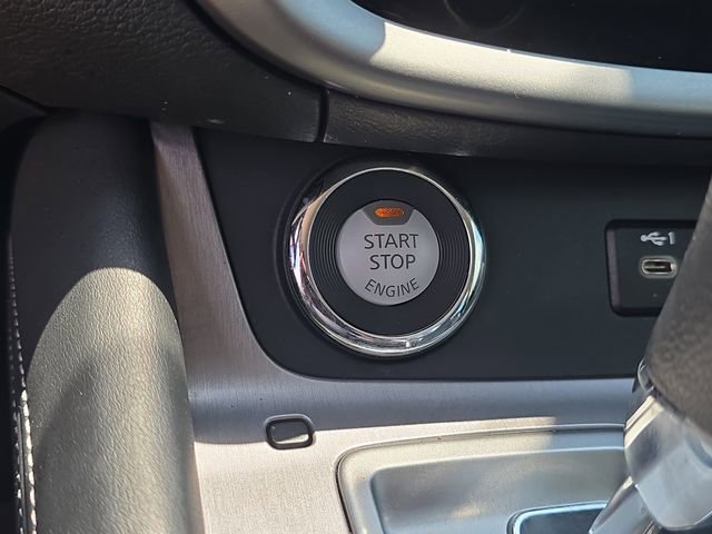 Certified 2024 Nissan Murano SV FWD image 26