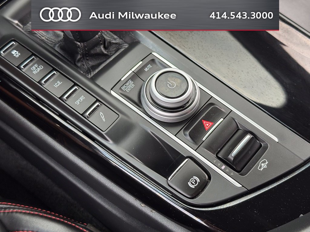 Used 2021 Maserati Levante AWD/4WD image 28