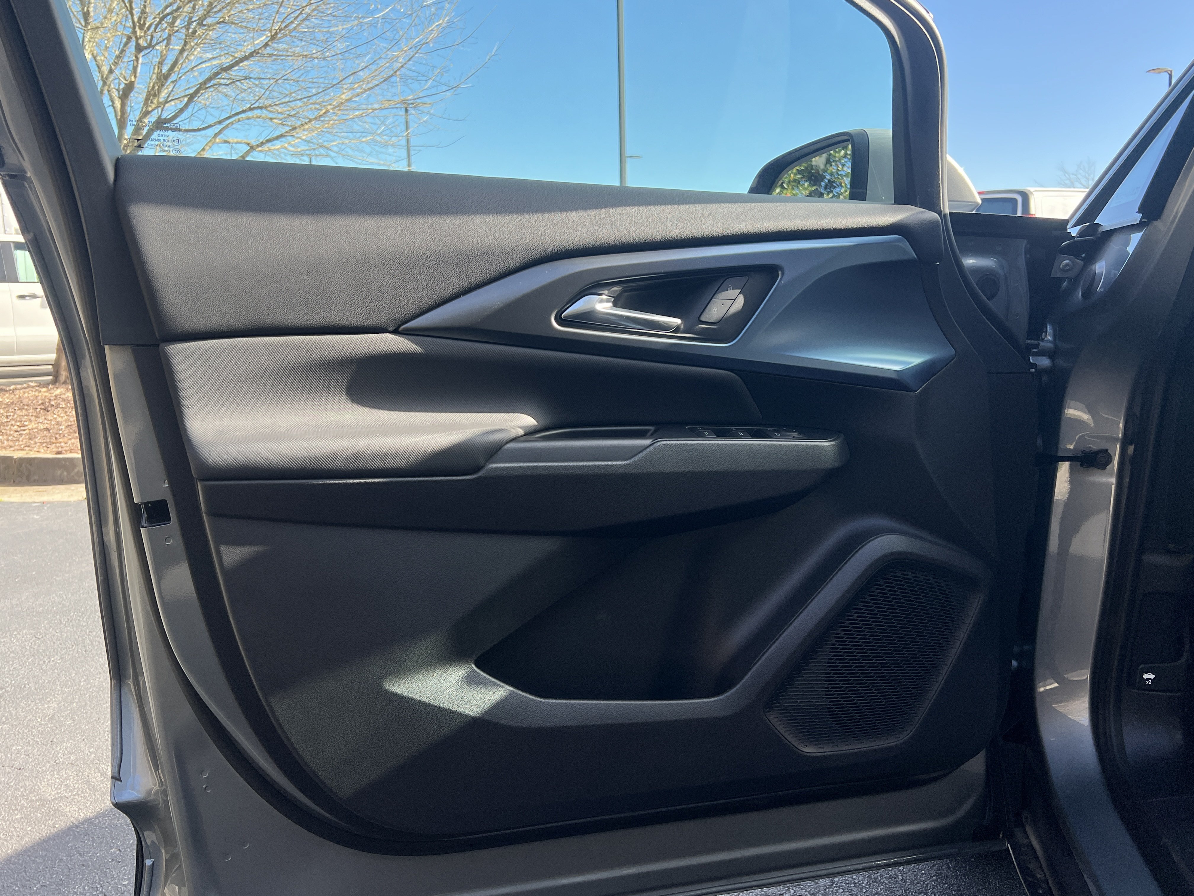 New 2026 Chevrolet Equinox EV LT AWD/4WD image 15