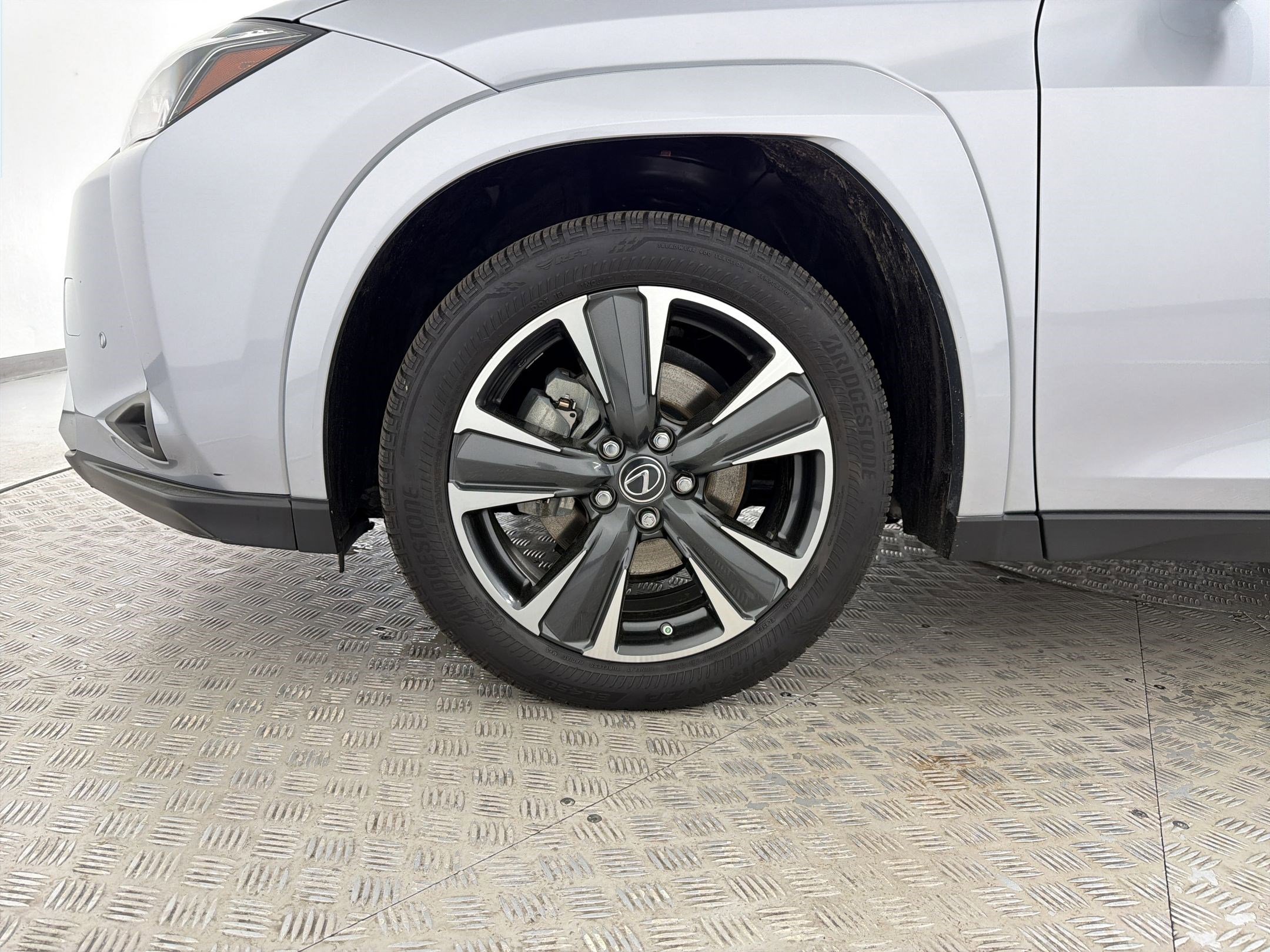 Certified 2023 Lexus UX 250h FWD w/ Accessory Package (Z1) image 12