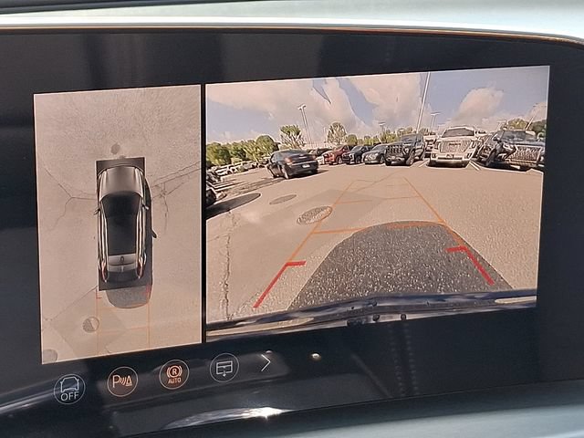 Certified 2026 Cadillac Lyriq Sport AWD/4WD image 17