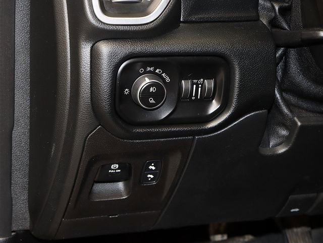Used 2021 RAM 1500 Laramie AWD/4WD image 28