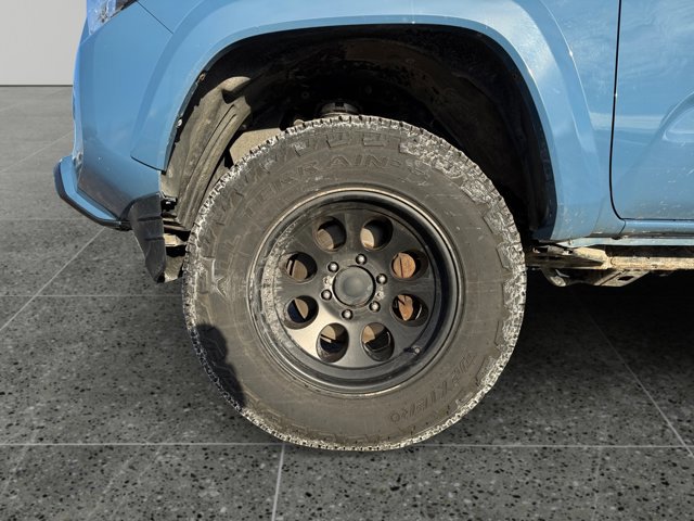 Used 2019 Toyota Tacoma SR5 image 14