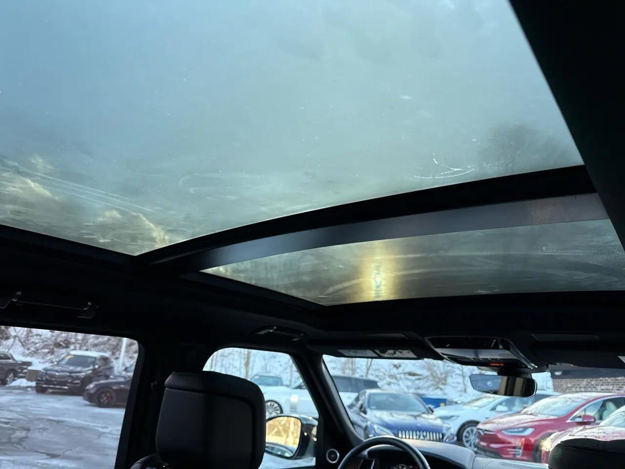 Used 2020 Land Rover Range Rover HSE image 36