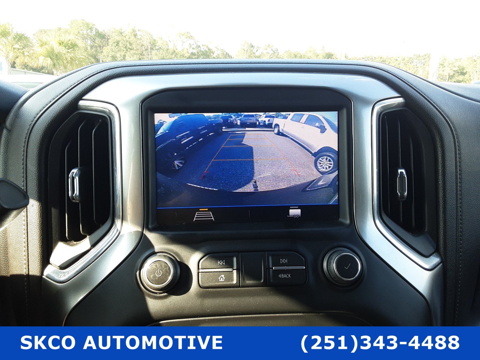 Used 2020 Chevrolet Silverado 1500 LT w/ All-Star Edition RWD image 17