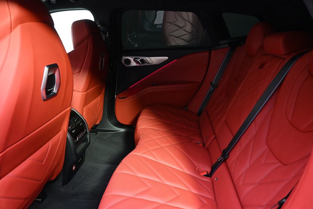 Used 2023 BMW XM image 22