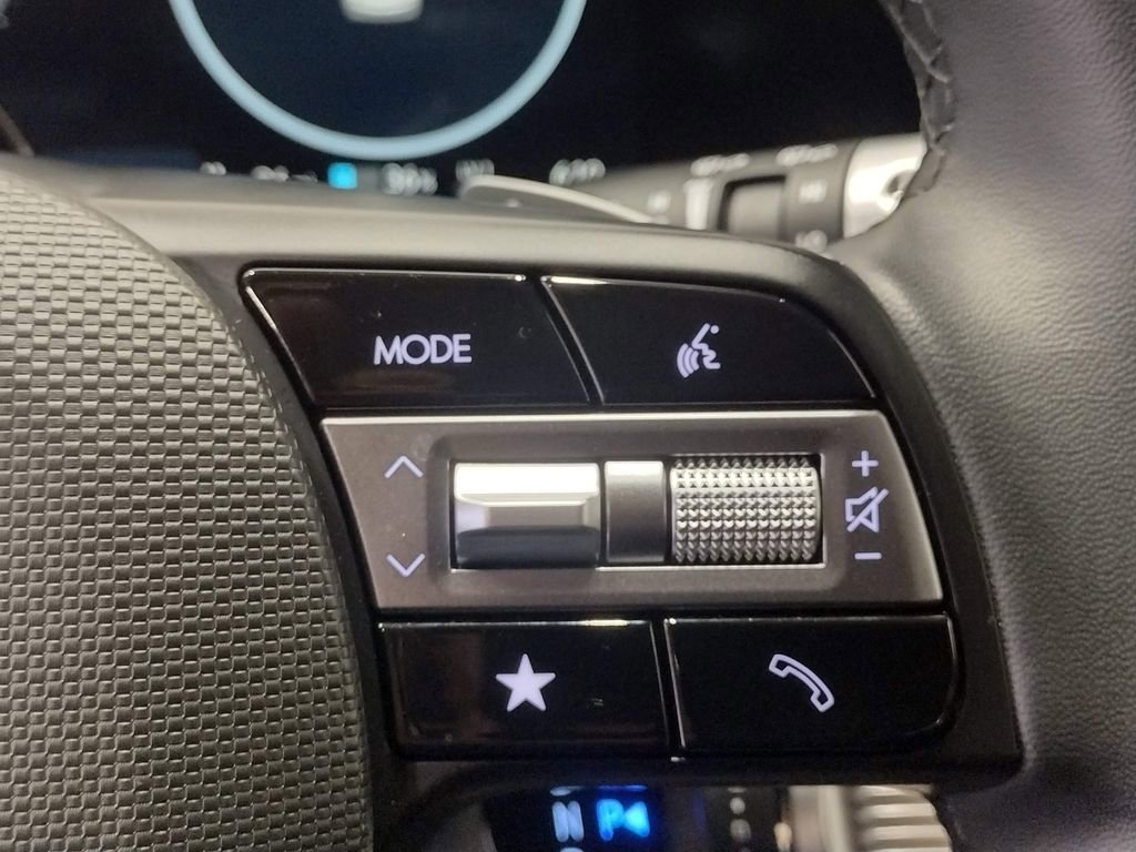 Used 2025 Hyundai Ioniq 5 SE image 24