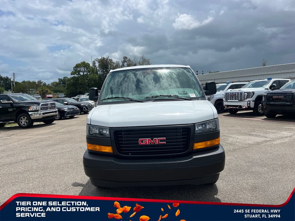 New 2026 GMC Savana 2500 w/ Driver Convenience Package RWD image 3