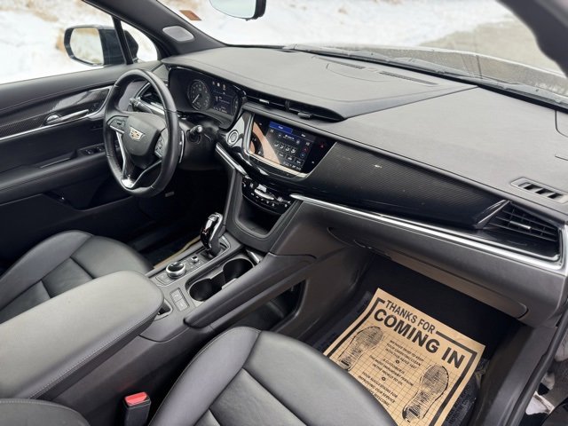 Used 2024 Cadillac XT6 Sport w/ Technology Package image 22