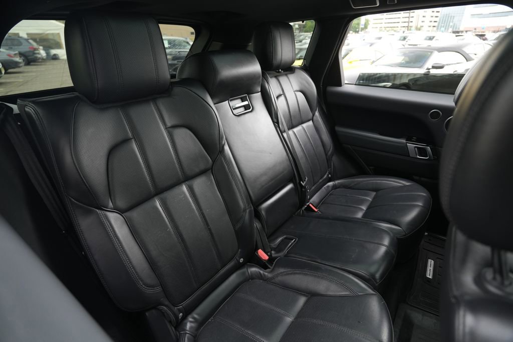 Used 2015 Land Rover Range Rover Sport HSE AWD/4WD image 31