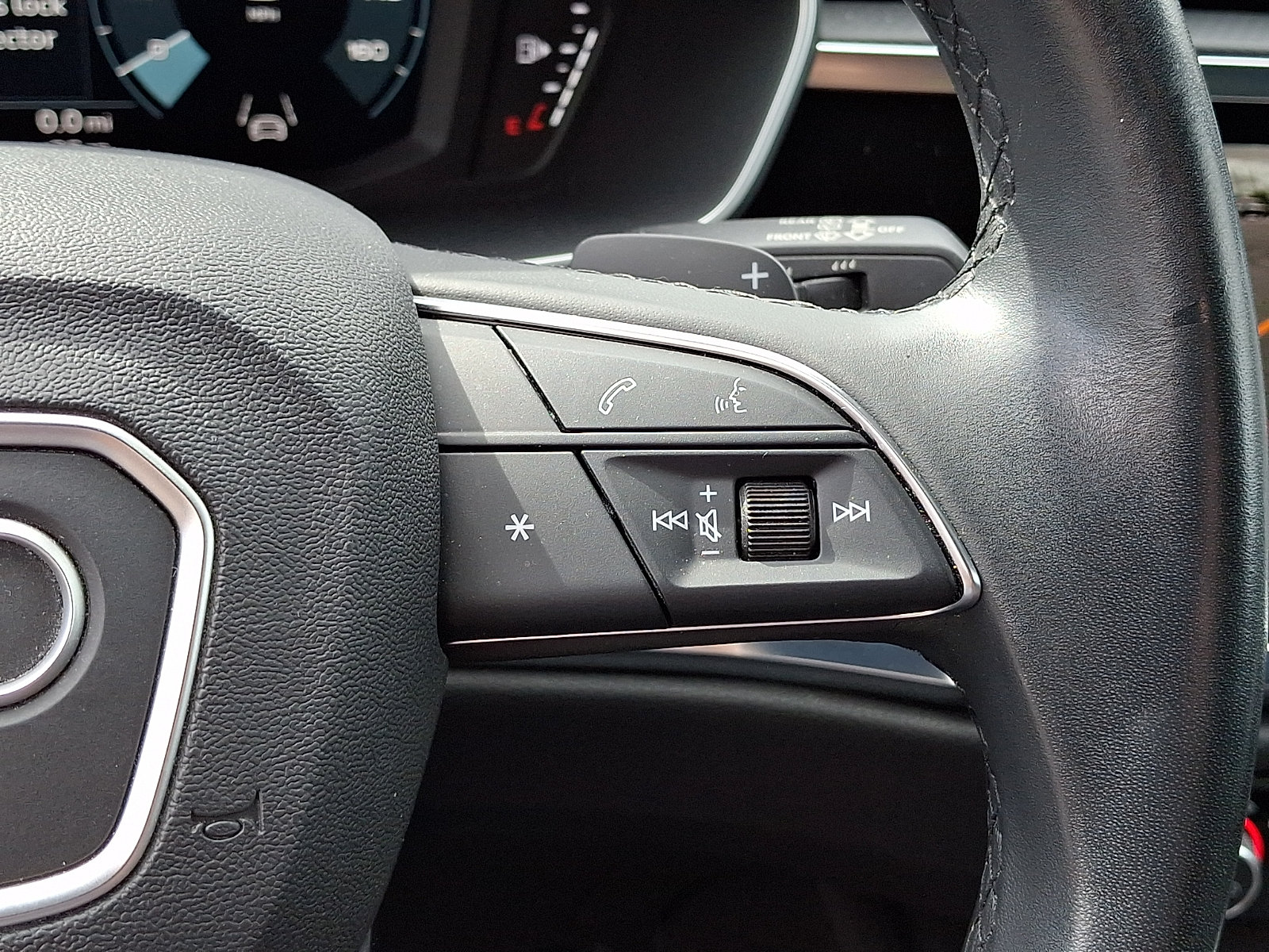 Used 2023 Audi Q3 2.0T Premium Plus AWD/4WD image 18