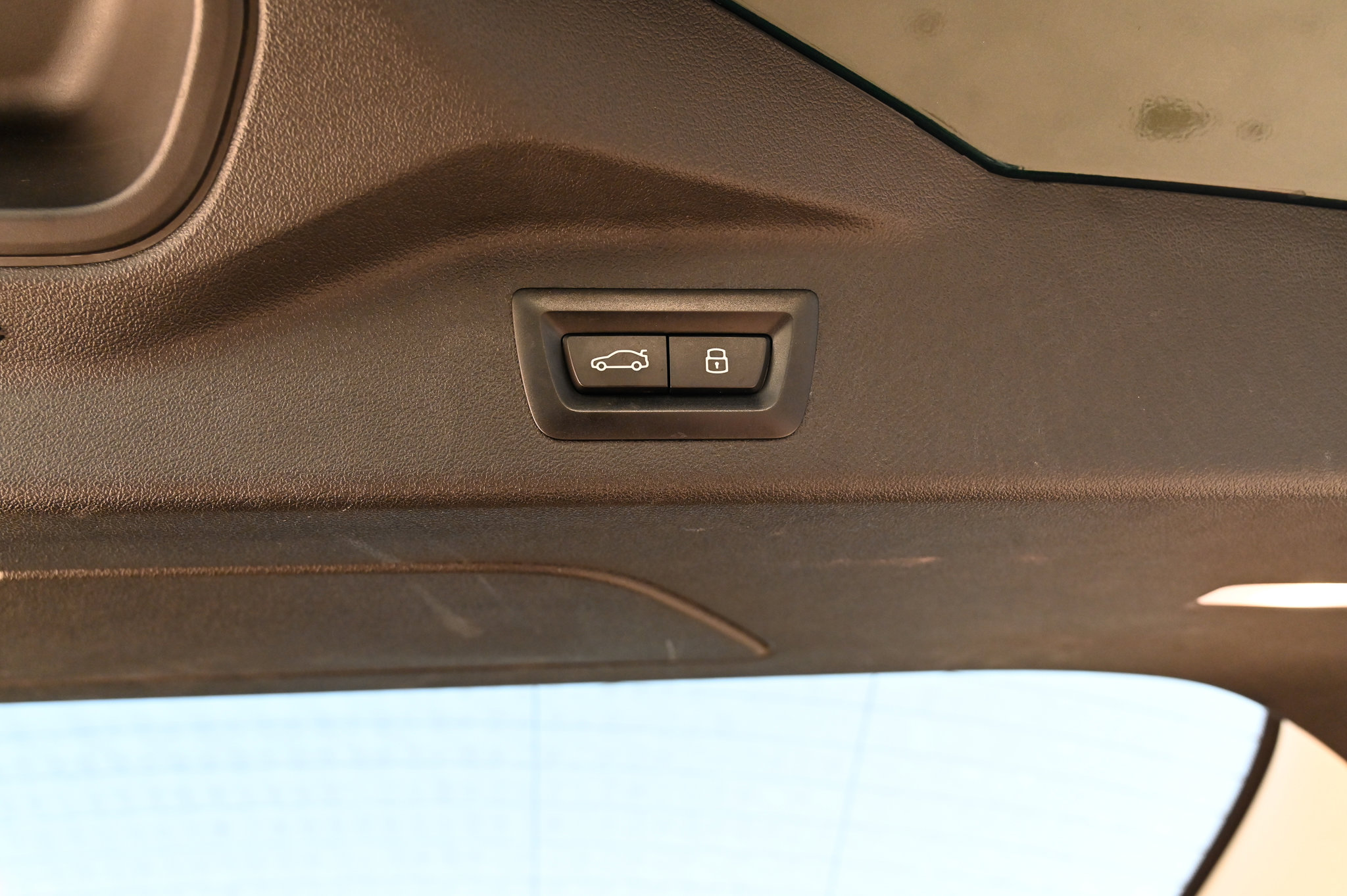 Used 2024 BMW ALPINA XB7 image 45