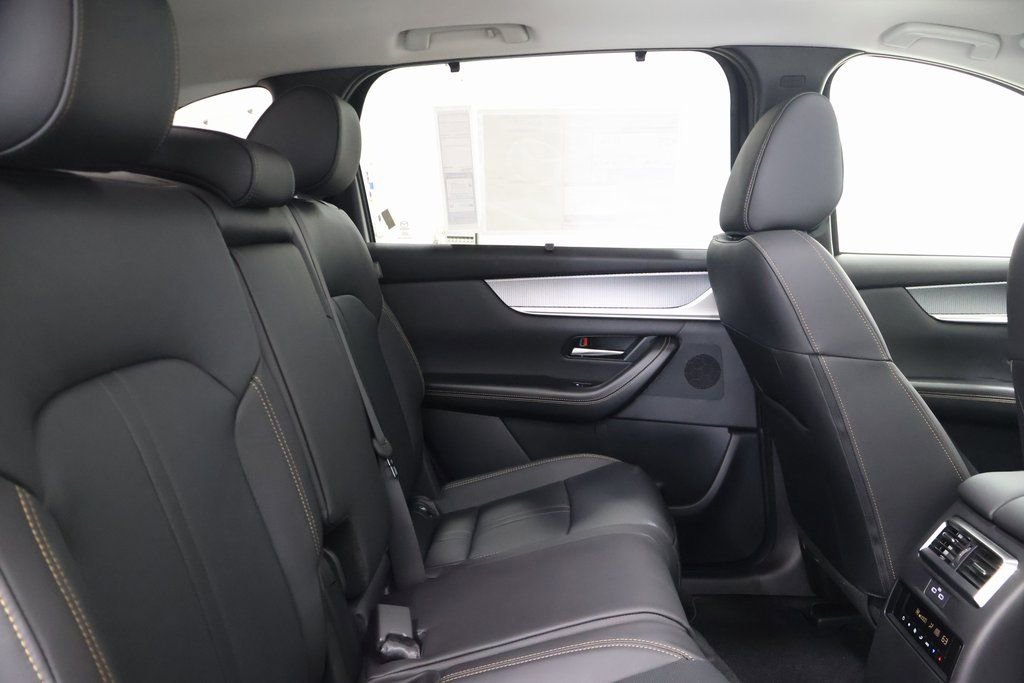 New 2025 MAZDA CX-90 3.3 Turbo w/ Preferred Package image 23