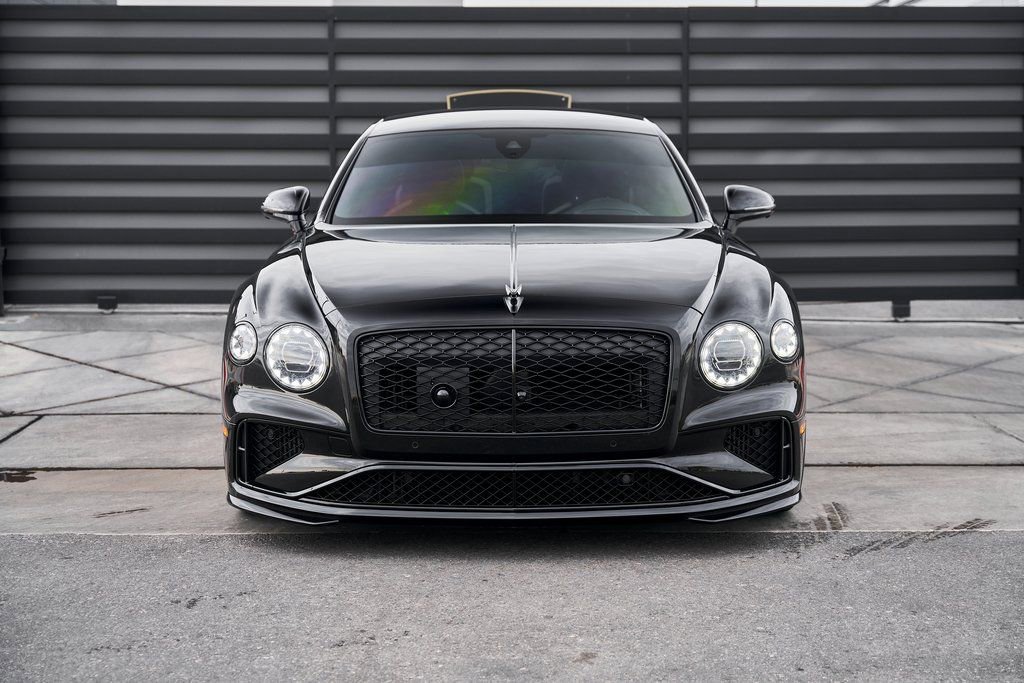 Used 2025 Bentley Flying Spur Plug-In Hybrid image 16