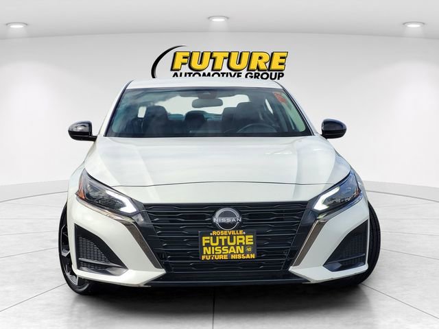 Certified 2024 Nissan Altima 2.5 SR image 2