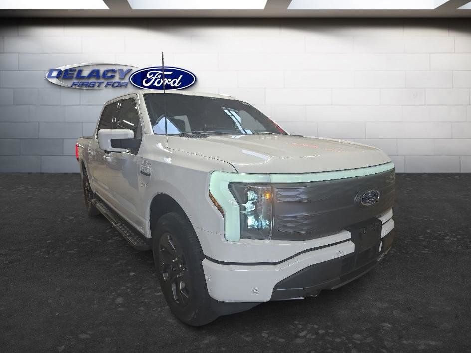 Used 2022 Ford F150 Lightning Lariat w/ Equipment Group 511A High AWD/4WD image 11