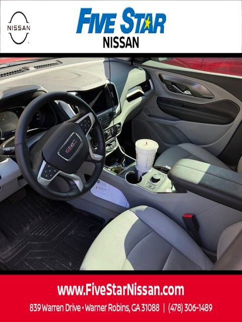 Used 2024 GMC Terrain SLT image 18