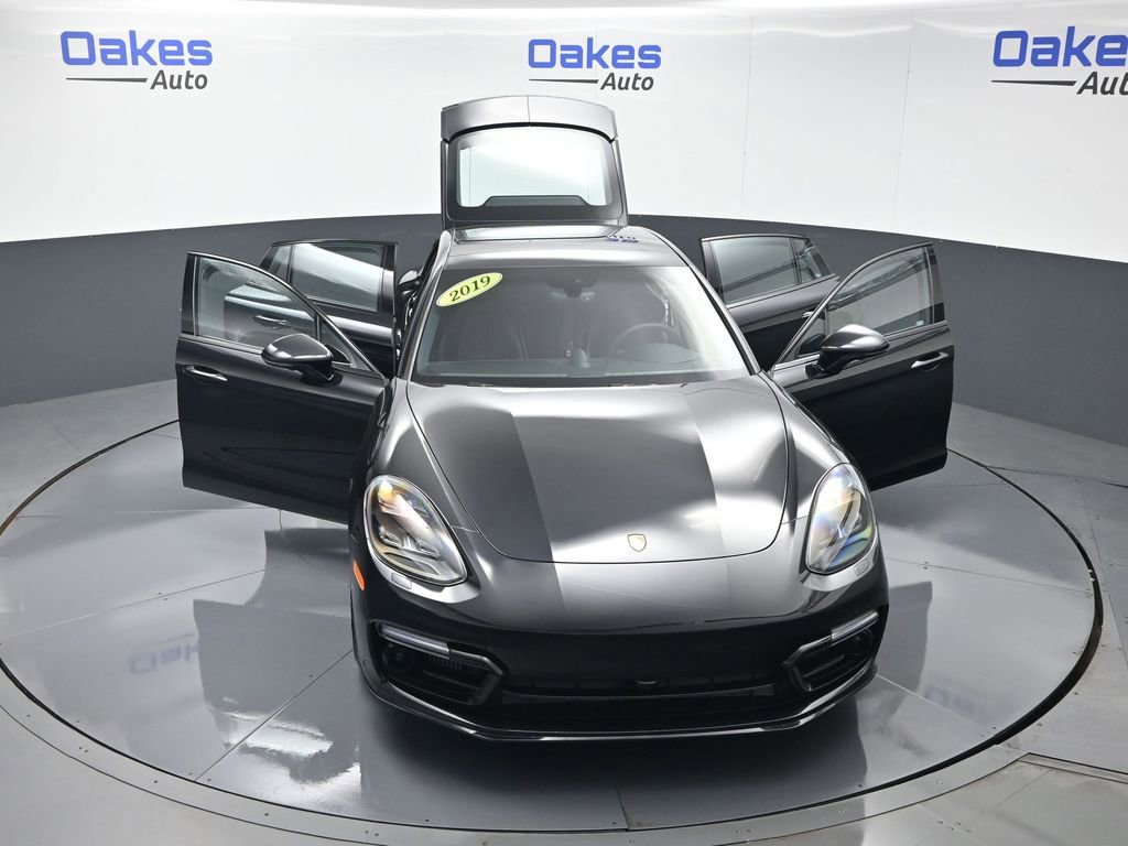 Used 2019 Porsche Panamera GTS image 59