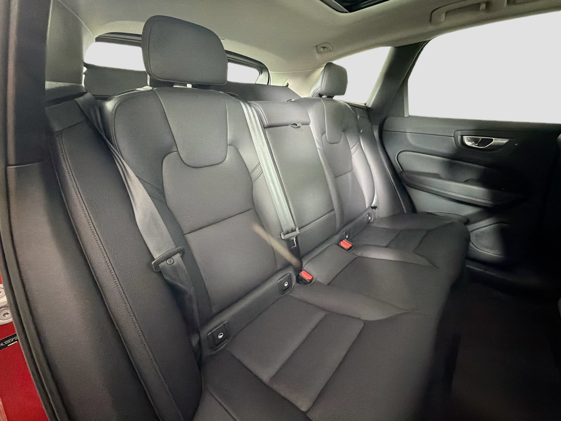 Certified 2023 Volvo XC60 B5 Plus w/ Protection Package Premier FWD image 26