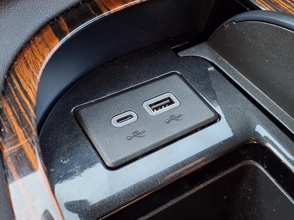 Used 2024 Cadillac Escalade Premium Luxury w/ LPO, Floor Liner Package image 22