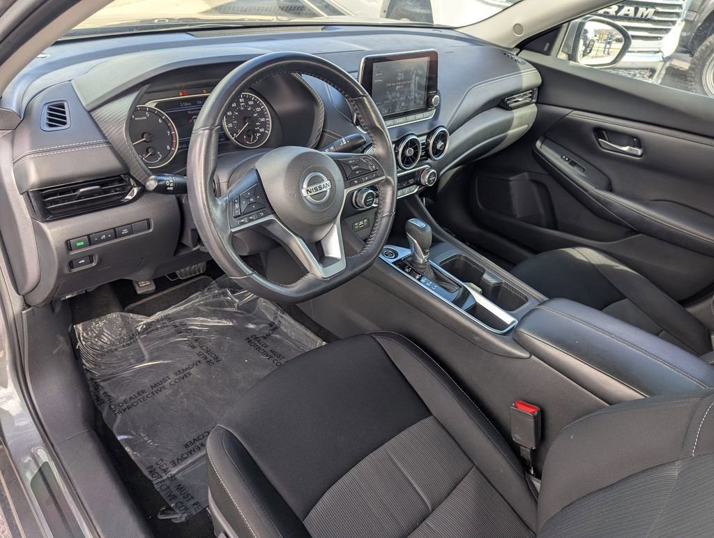 Used 2021 Nissan Sentra SV w/ Lighting Package image 24