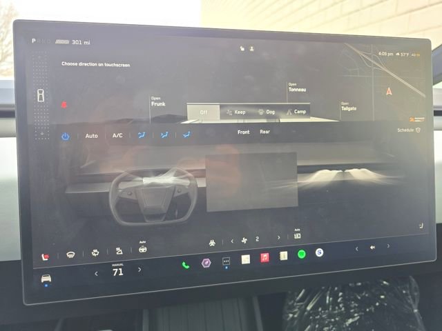 Used 2025 Tesla Cybertruck AWD Crew Cab image 53