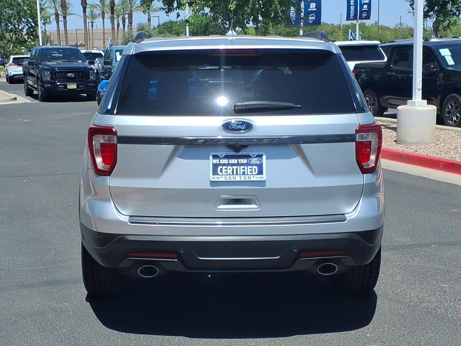 Used 2018 Ford Explorer XLT w/ Equipment Group 202A FWD image 5
