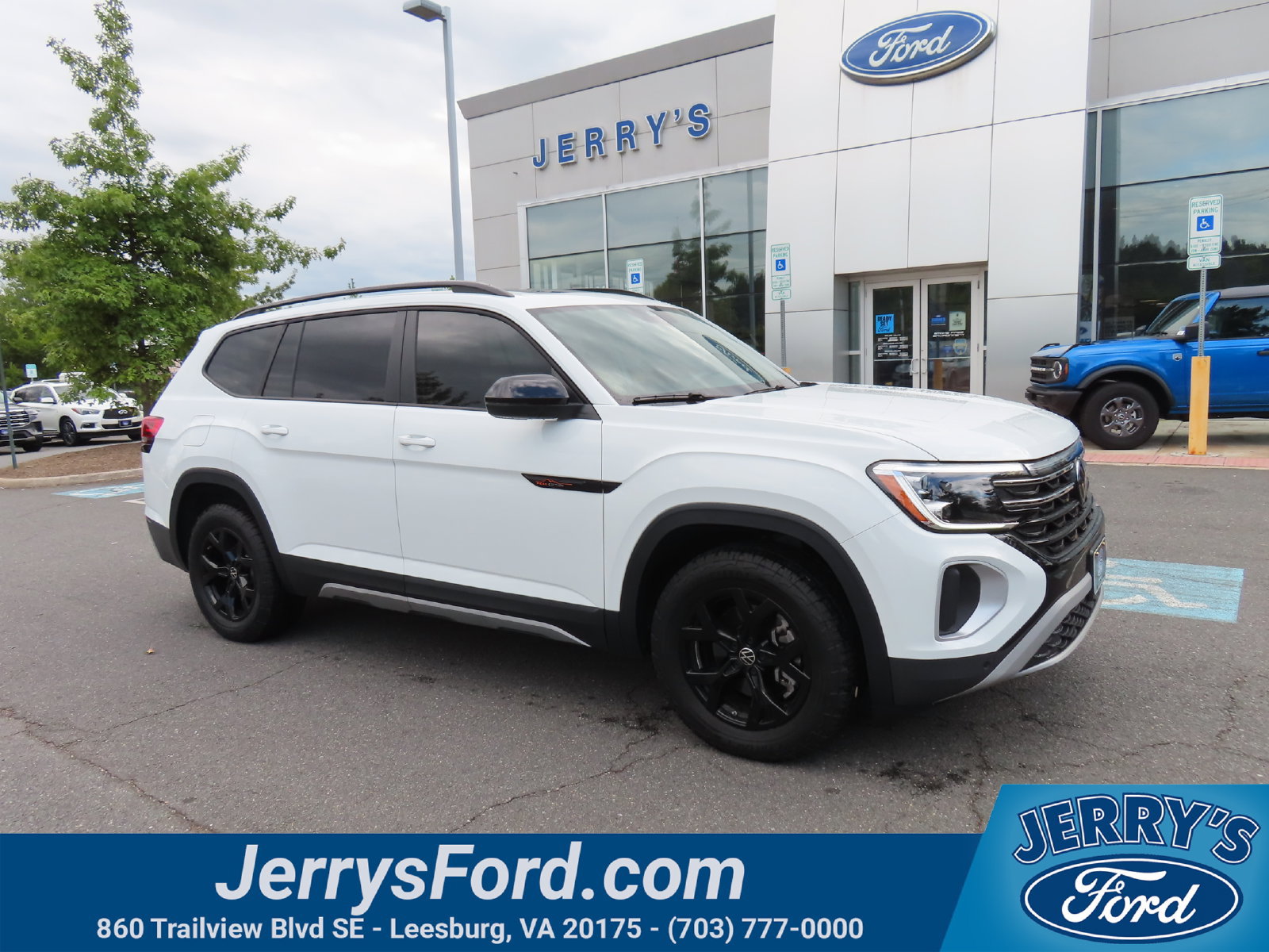 Used 2025 Volkswagen Atlas Peak Edition SE