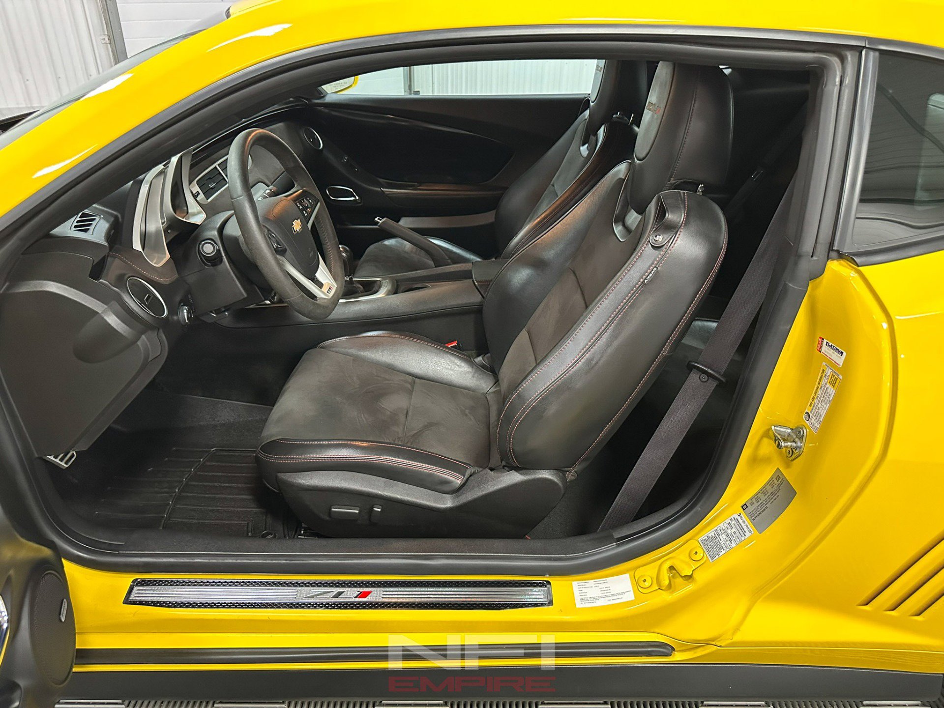 Used 2012 Chevrolet Camaro ZL1 image 33