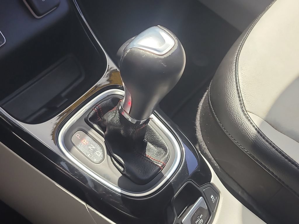 Used 2020 Jeep Compass Limited FWD image 26