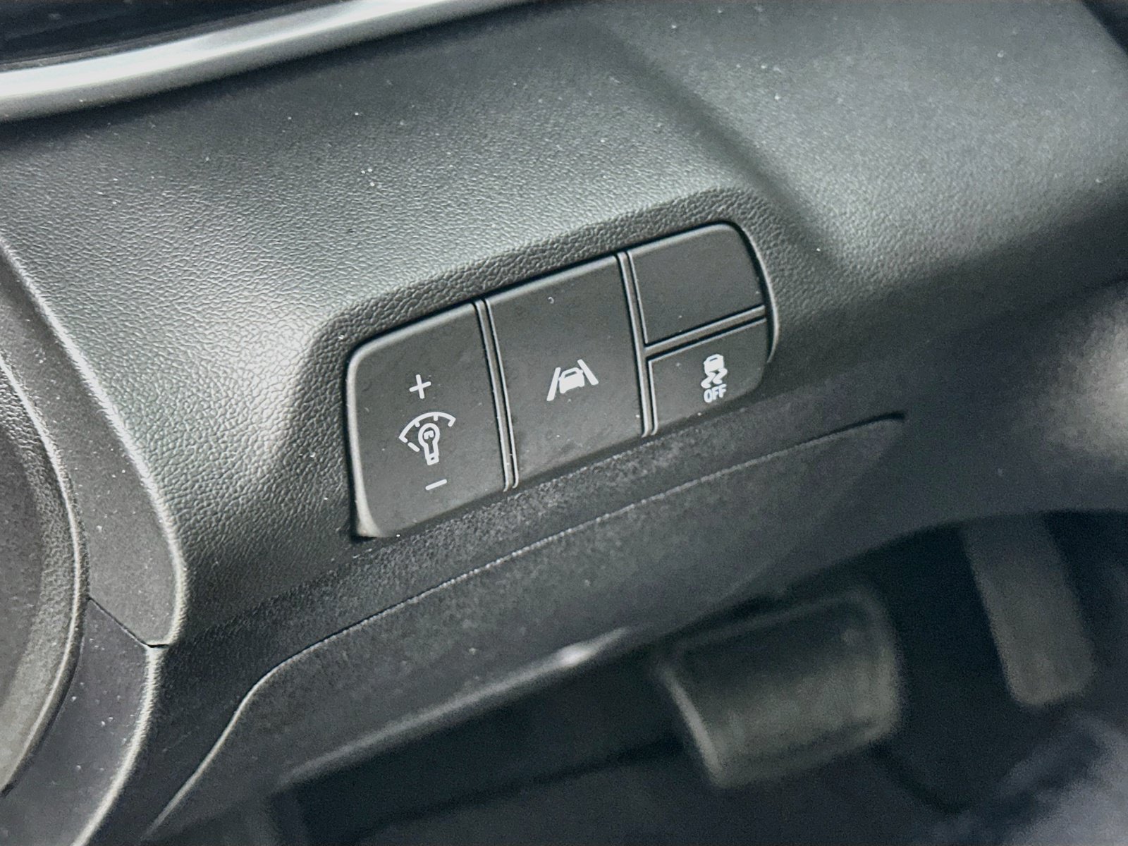 Used 2023 Hyundai Elantra SEL FWD image 10