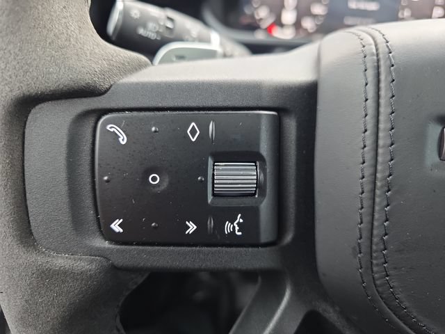 Certified 2023 Land Rover Defender 110 V8 AWD/4WD image 19