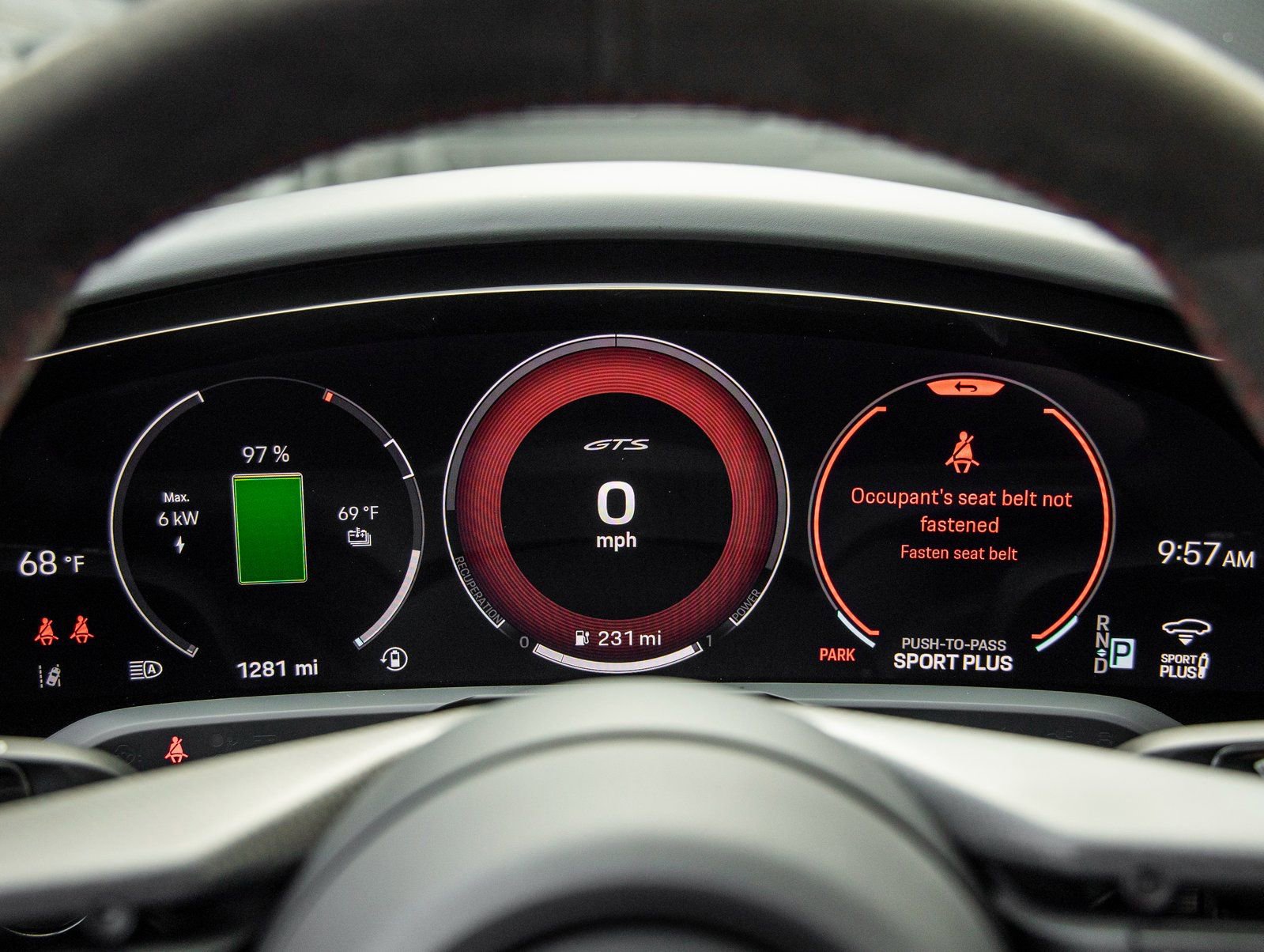 Used 2025 Porsche Taycan GTS image 30