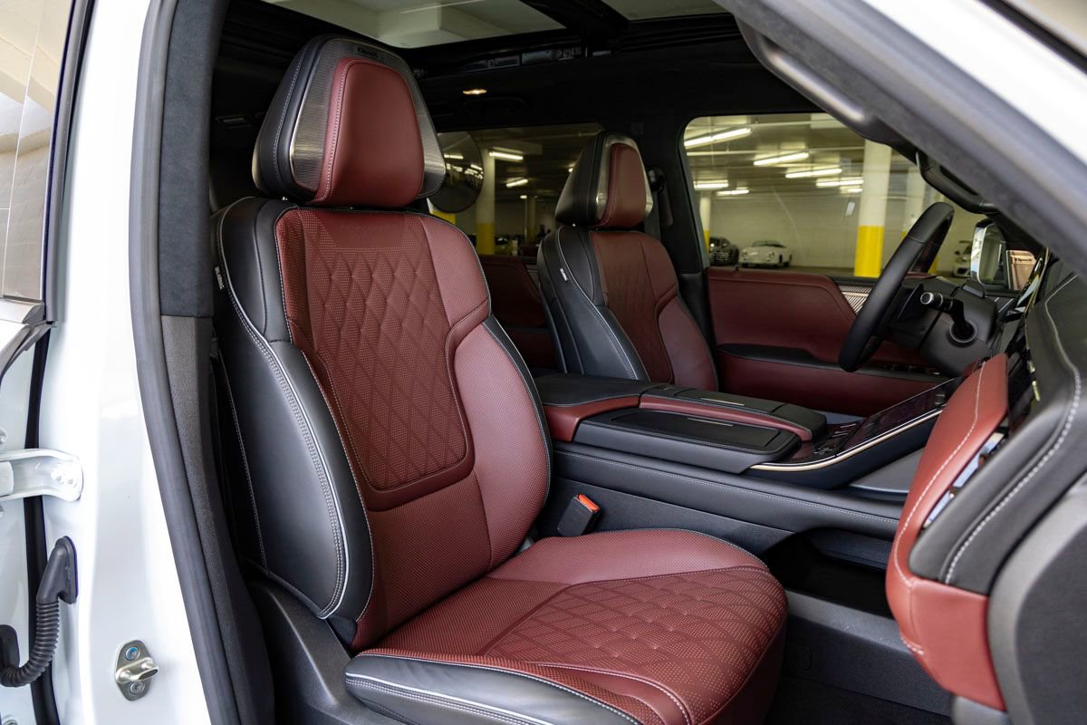 Used 2025 INFINITI QX80 Autograph AWD/4WD image 38