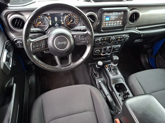Used 2022 Jeep Gladiator Sport AWD/4WD image 2