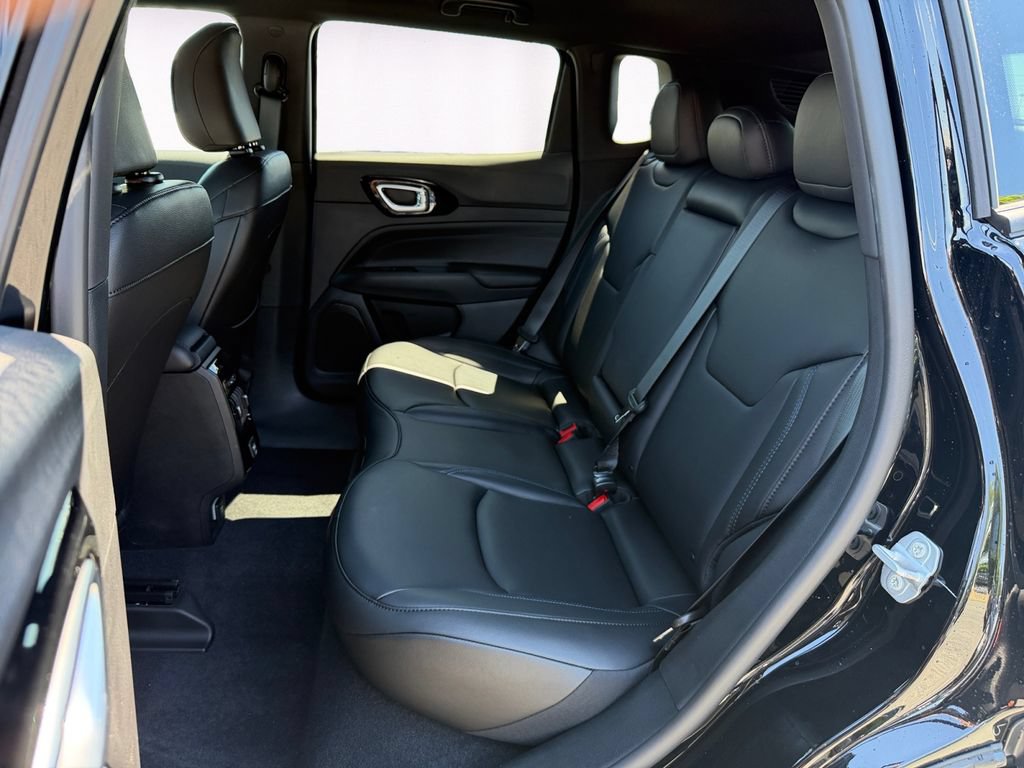 New 2026 Jeep Compass Limited AWD/4WD image 13