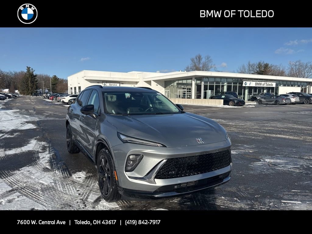 Used 2024 Buick Envision Sport Touring image 1