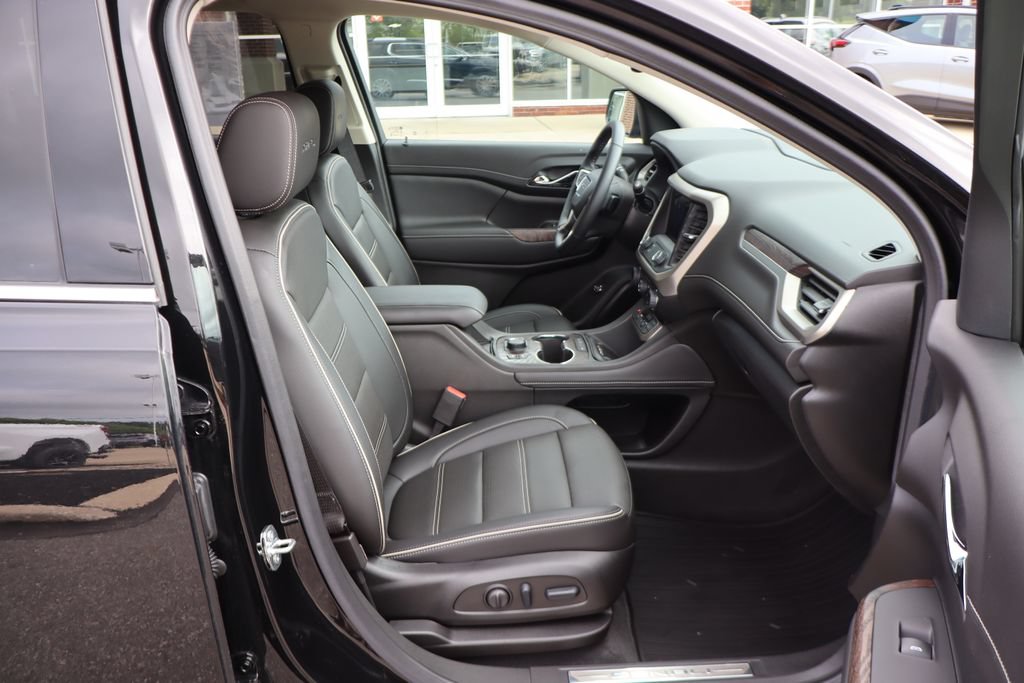 Used 2023 GMC Acadia Denali w/ Trailering Package AWD/4WD image 49