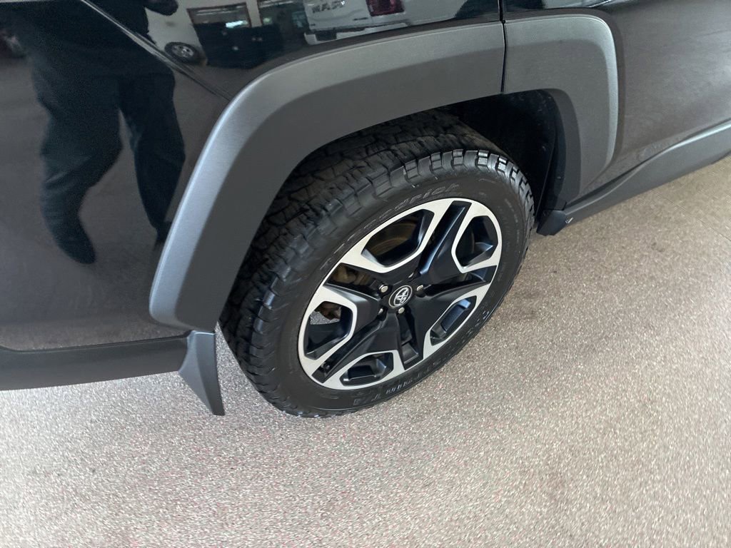 Used 2019 Toyota RAV4 Adventure w/ Cold Weather Package AWD/4WD image 17