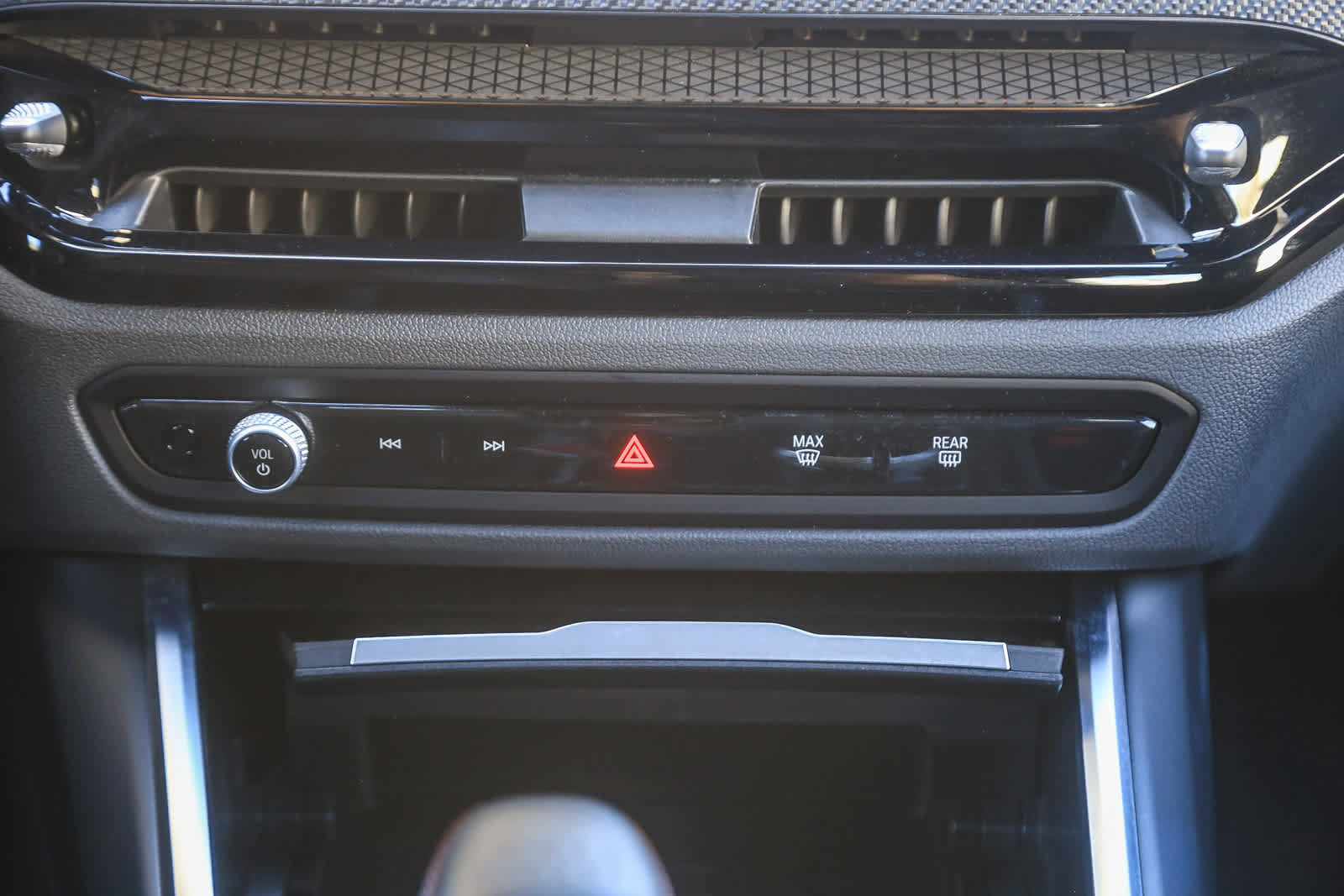 Used 2025 BMW M3 Competition w/ M Driver's Package image 10