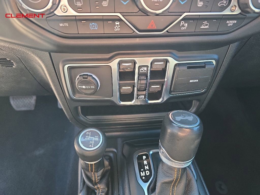 Used 2022 Jeep Wrangler Unlimited Sahara AWD/4WD image 14