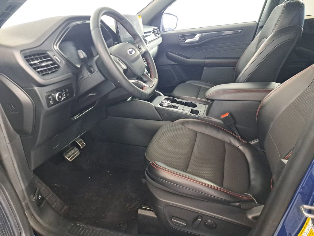 Used 2023 Ford Escape ST-Line Select w/ Tech Pack #1 image 12
