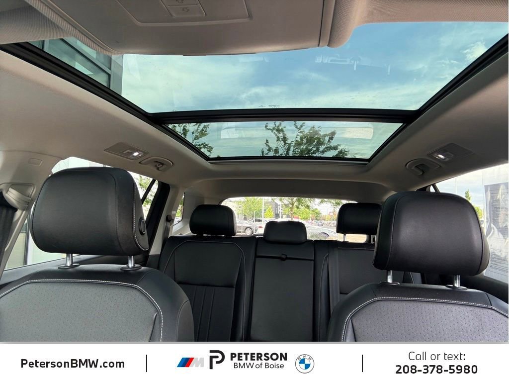 Used 2023 Volkswagen Tiguan SE w/ Panoramic Sunroof Package AWD/4WD image 32