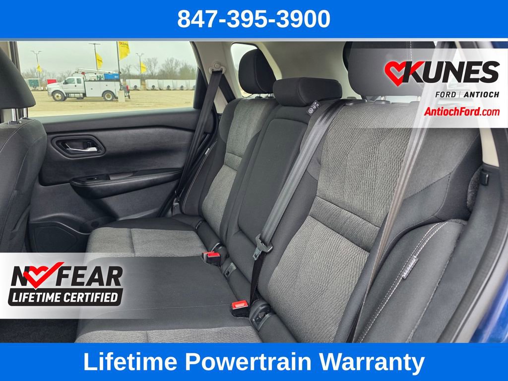Used 2025 Nissan Rogue SV image 22
