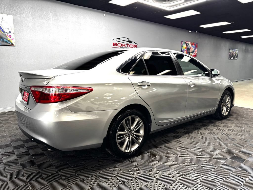 Used 2017 Toyota Camry SE FWD image 15